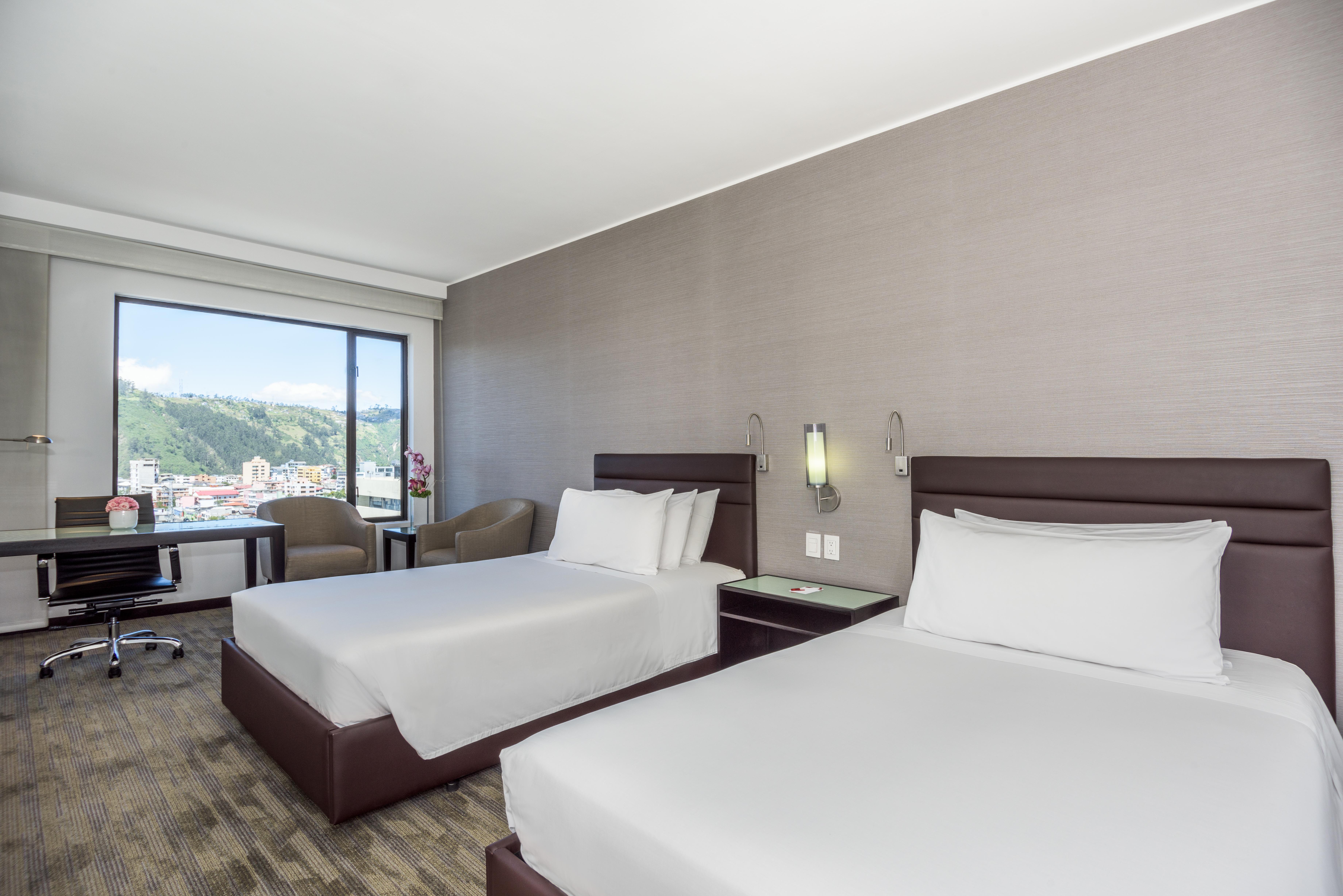 เอ็นเอช คอลเลคชั่น กีโต รอยัล Hotel ภายนอก รูปภาพ