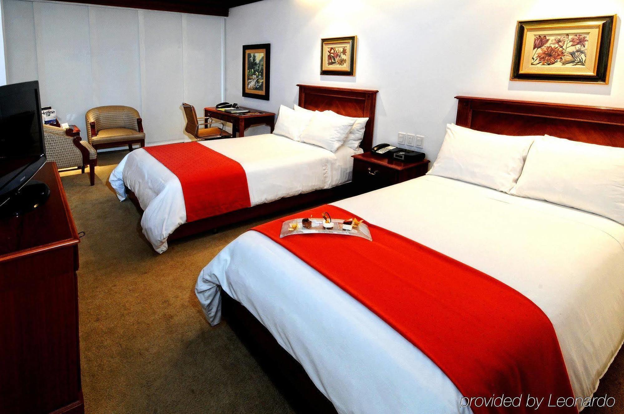 เอ็นเอช คอลเลคชั่น กีโต รอยัล Hotel ห้อง รูปภาพ